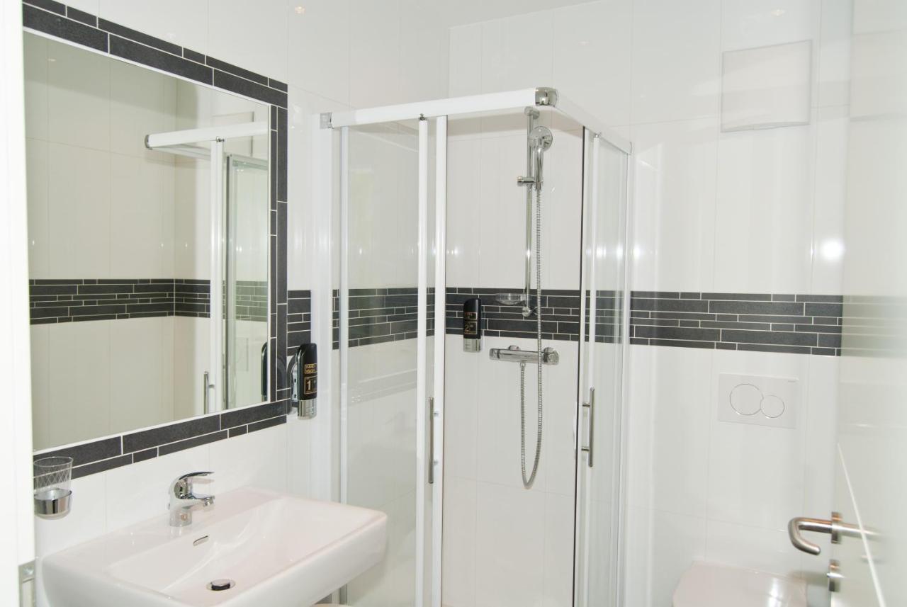Hotel Residenz Hoessinger Karlstetten Экстерьер фото